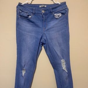 Refuge women's jeans size: 10
